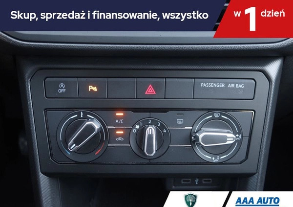 Volkswagen T-Cross cena 76000 przebieg: 12589, rok produkcji 2021 z Tarnogród małe 172